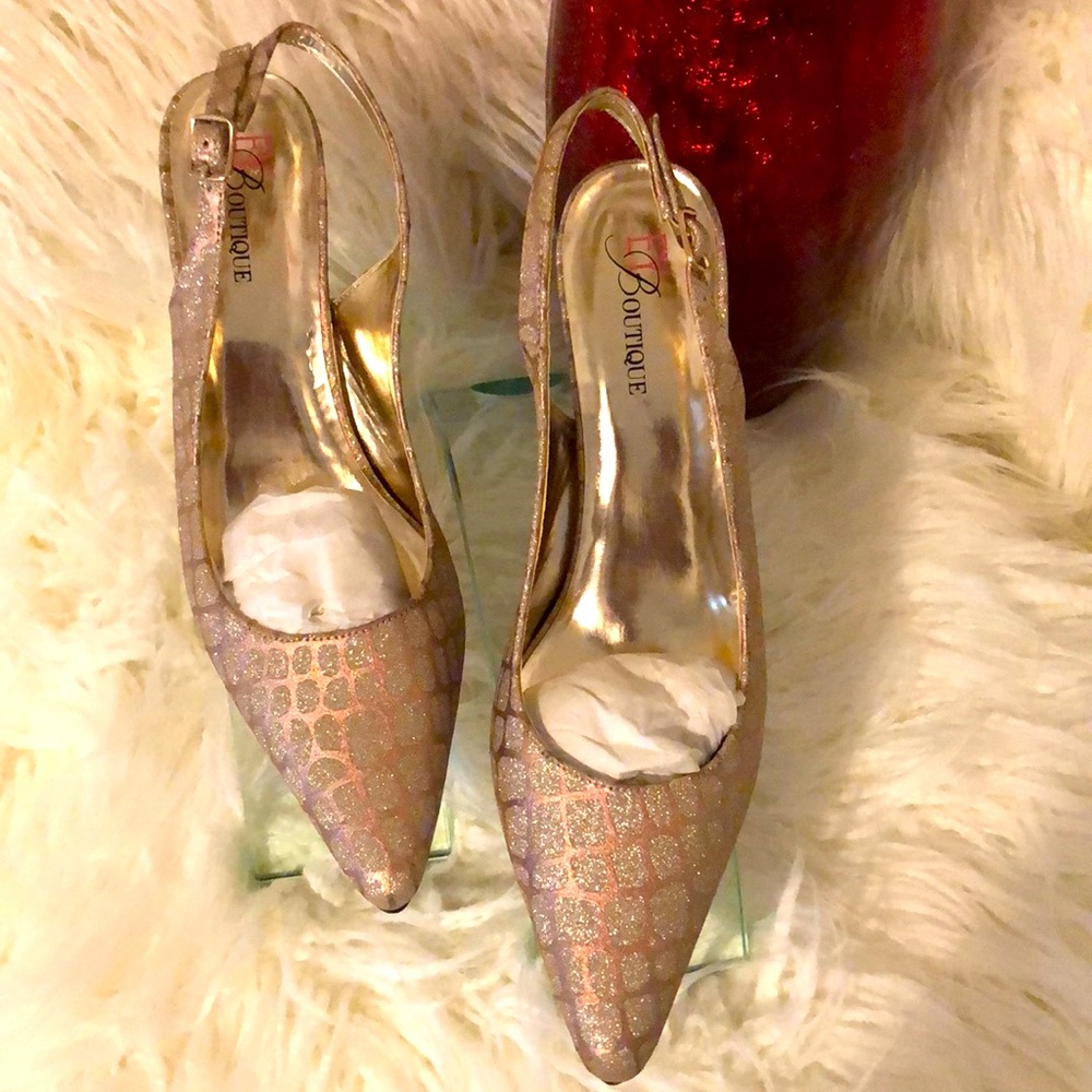 EY BOUTIQUE GOLD SLING BACKS SIZE 11